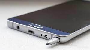 Galaxy Note 5′e Ters Takılan S Pen Nasıl Çıkarılır