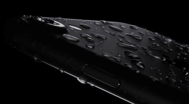 iPhone 7 Islanırsa Yapmanız Gereken 4 Önemli Şey iPhone 7 Islanırsa Yapmanız Gereken 4 Önemli Şey