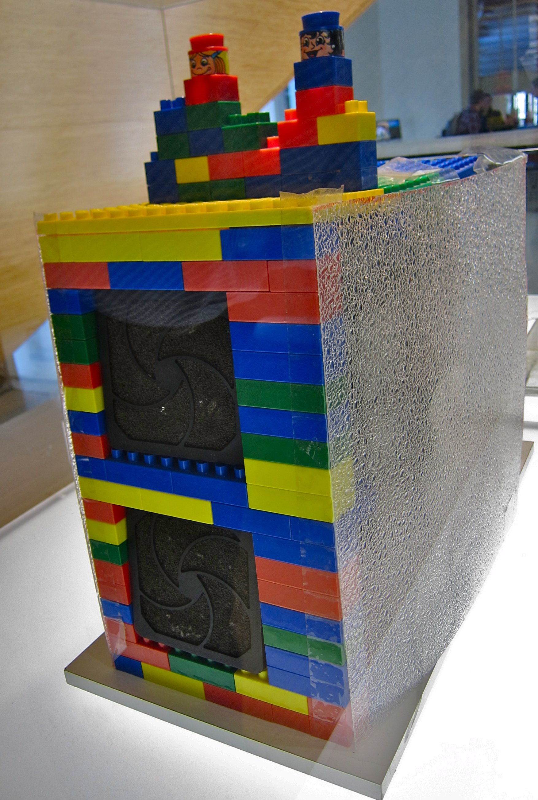 İlk Google sunucusu Lego idi