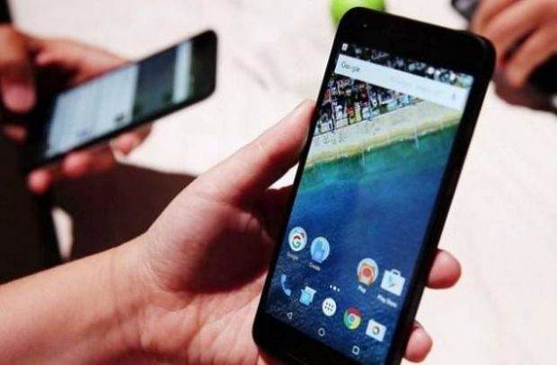 Fabrikasından Virüslü Çıkan Android Telefonlar 14