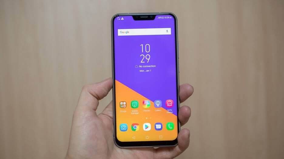 Yeni Trend: Çentikli Telefonlar Yeni Trend: Çentikli Telefonlar